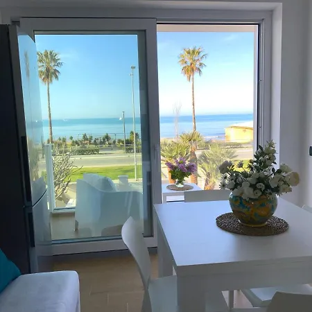 Mare Ibleo Apartament *